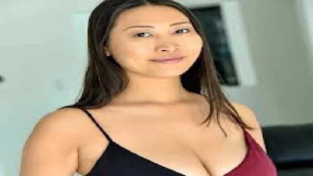 Sharon Lee